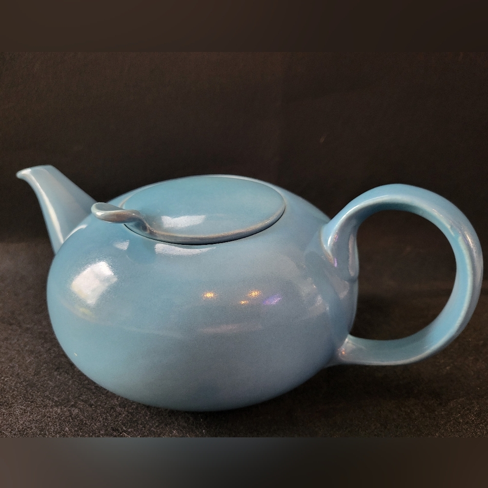 Vintage Town & Country Teapot Blue